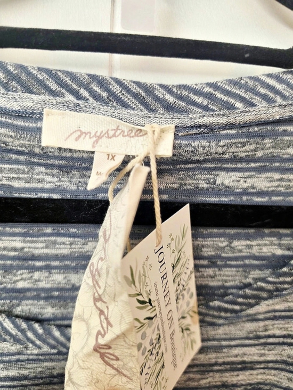 Mystree Striped Long Sleeve Tunic in Blue & White Size 1X NWT - Picture 3 of 3